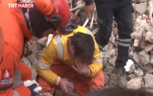 Günlər sonra sağ insan çıxardı, hönkürüb ağladı - Video
