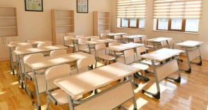 Bakı məktəbində İYRƏNCLİK - Şagirdə qarşı əxlaqsızlıq edən müəllim saxlanıldı