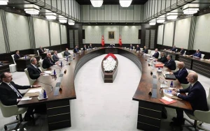 Türkiyədə nazirlər zəlzələ ilə bağlı toplanır