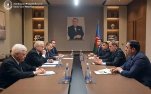 Ceyhun Bayramov Xovayevlə Laçın yolunu müzakirə etdi