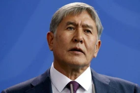 Həbsdən çıxan Atambayev Qırğızıstanı tərk etdi
