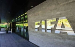 FIFA-dan rekord gəlir