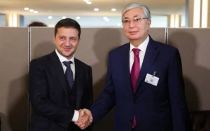 Zelenski və Tokayev telefonla danışdı 