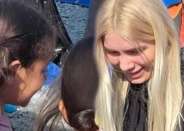 Aleyna Tilki zəlzələdən zərər çəkən uşaqlarla oyun oynadı