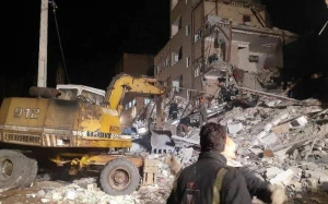 İranda binalar çökdü - Ölənlər və yaralananlar var