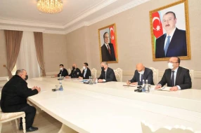 Ekologiya və təbii sərvətlər naziri Abşeronda vətəndaşları qəbul etdi - FOTOLAR