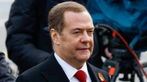 Polşanın sərhədlərinə getməyə hazırıq - Medvedev