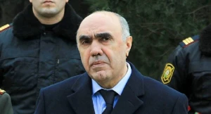 Zakir Qaralova AĞIR İTKİ