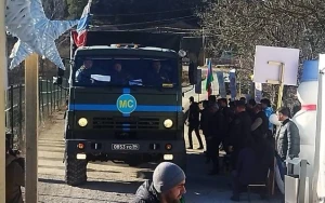 Sülhməramlılara aid növbəti təminat maşını Laçın yolundan keçib