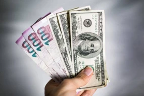 2023-cü ildə manatın məzənnəsi necə dəyişəcək? - İqtisadçı AÇIQLADI