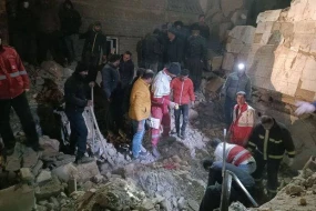 İranda PARTLAYIŞ: 3 bina dağıldı, qurbanlar var - FOTO/VİDEO