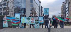 Avropa Parlamenti qarşısında ermənilərə ETİRAZ - FOTO