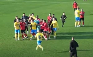 \"Qəbələ\"nin Çexiya klubu ilə oyununda əlbəyaxa dava - VİDEO