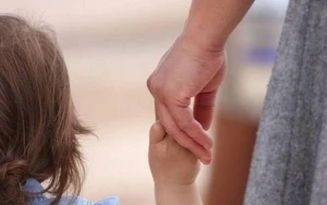 Bakıda gənc ana azyaşlı qızı ilə itkin düşdü