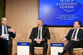 “Biz Qərbdən Şərqə yüklərin daşınması haqqında da düşünməliyik” - Prezident