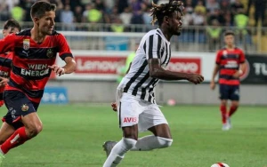 “Neftçi” futbolçusunu “Apollon”a satdı