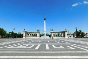 İlham Əliyev Budapeştdə naməlum əsgərin məzarını ziyarət etdi