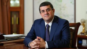 Arutyunyan Xankəndidən getdi