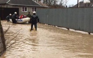 Yağışın törətdiyi fəsadlar aradan qaldırılır