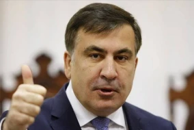 Saakaşvilinin məhkəməsi keçirilir - Onun ŞOK GÖRÜNTÜSÜ