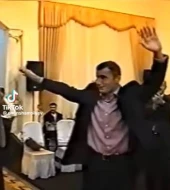 Qurban Qurbanov rəqs edərkən - NADİR VİDEO