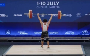 Ağırlıqqaldıran idmançımız 3 qızıl medal qazandı