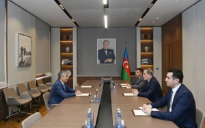 Ceyhun Bayramov tacik həmkarını qəbul edib