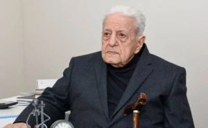 Xalq artisti Əlibaba Məmmədovun qəbirüstü abidəsi qoyuldu - FOTO