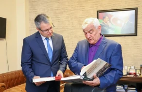 Səfir Nazim Səmədov ADU-nun qonağı olub - FOTOLAR