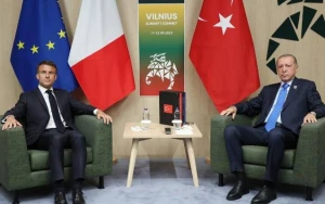 Ərdoğanla Makron görüşdü