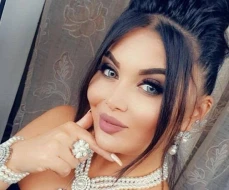 Tanınmış cütlüyün qızının bu görüntüləri GÜNDƏM OLDU - VİDEO