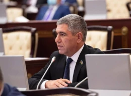 Gələn aydan bir sıra dövlət qurumlarında... - Deputat açıqladı