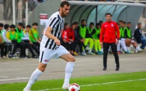 “Neftçi” legioneri ilə vidalaşdı