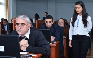 Direktor olmaq istəyənlər imtahan verdi