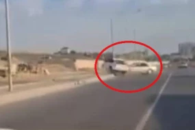 Azərbaycanda toy karvanında avtoxuliqanlıq edən “Prius” qəza törətdi - ANBAAN VİDEO