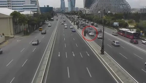 Ara məsafəsi saxlamayan sürücü magistral yolda qəza törətdi - VİDEO