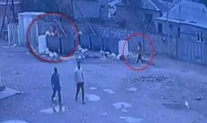 Körpəsini zibil qutusuna atan qadına cinayət işi açıldı