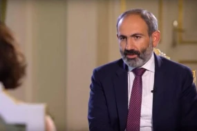 Paşinyan da mətbuat konfransı keçirir