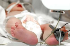 TƏBİB-in tabeliyindəki doğum evində yeni doğulan körpə öldü - Səbəb kimi həkim səhvi iddia olunur