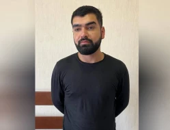 Həkimlər və TV aparıcılarının adından istifadə edən dələduz SAXLANILDI - VİDEO