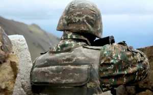 Erməni hərbçi naməlum şəkildə aldığı güllə yarasından ÖLDÜ