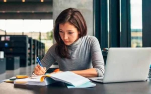 Tələbələrin köçürülməsi üzrə sənəd qəbulu başa çatır