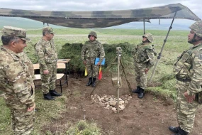 Azad edilmiş ərazilərdə komanda təlimi - Nazir tapşırıqlar verdi