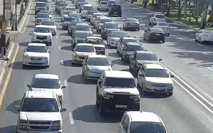 Bakının bir sıra yollarında tıxac var - SİYAHI