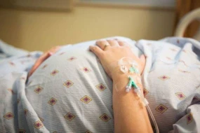 Azərbaycanda ana doğuşdan sonra ÖLDÜ