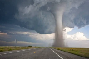 ABŞ-da tornado: Ölənlər və yaralılar var