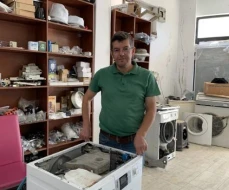 Təmirə aparılan paltaryuyan maşınından görün nə çıxdı - VİDEO