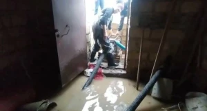 Gəncədə yaşayış evini su basdı - FOTO/VİDEO