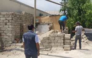 Xəzər rayonunda qanunsuz tikililər söküldü - VİDEO