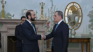 Ceyhun Bayramovla Mirzoyanın görüşü başladı 